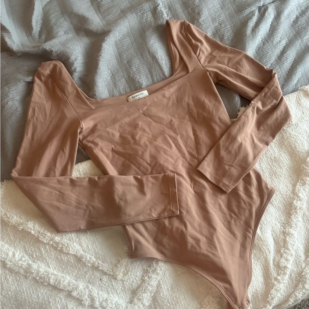 NWOT Aritzia Babaton Bodysuit